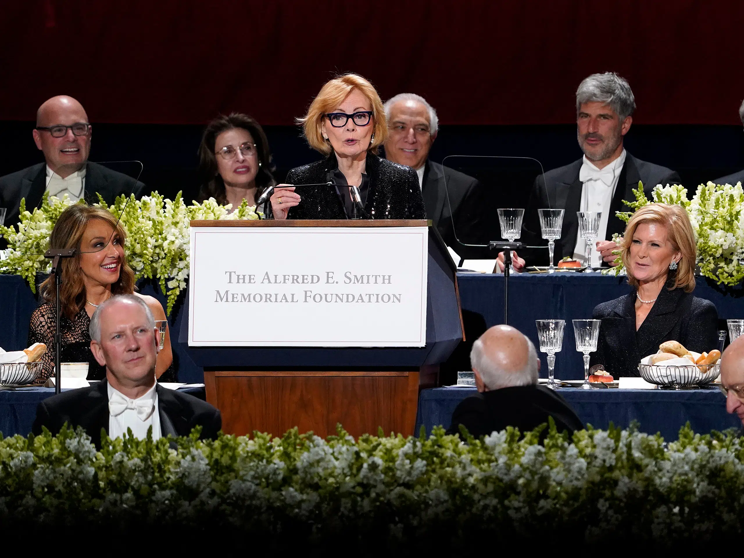 Peggy Noonan, Alfred E. Smith dinner speaker, urges guests to enjoy